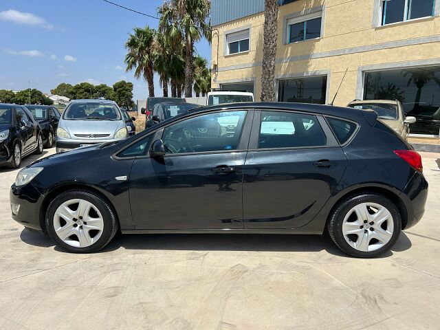OPEL ASTRA SELECTIVE 1.6 SPANISH LHD IN SPAIN ONLY 81000 MILES SUPER 2012